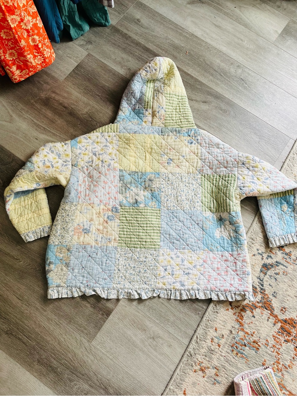Handmade patchwork quilted jacket OS - Picture 6 of 9